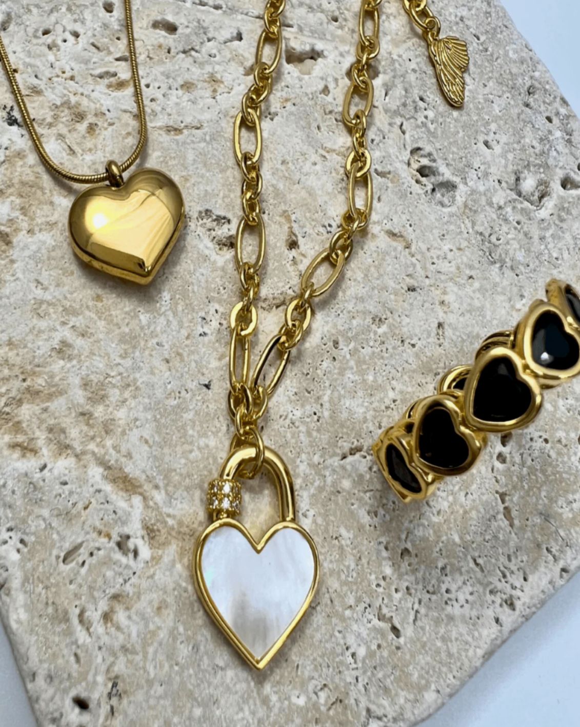 18K Gold Heart Pendant Necklace