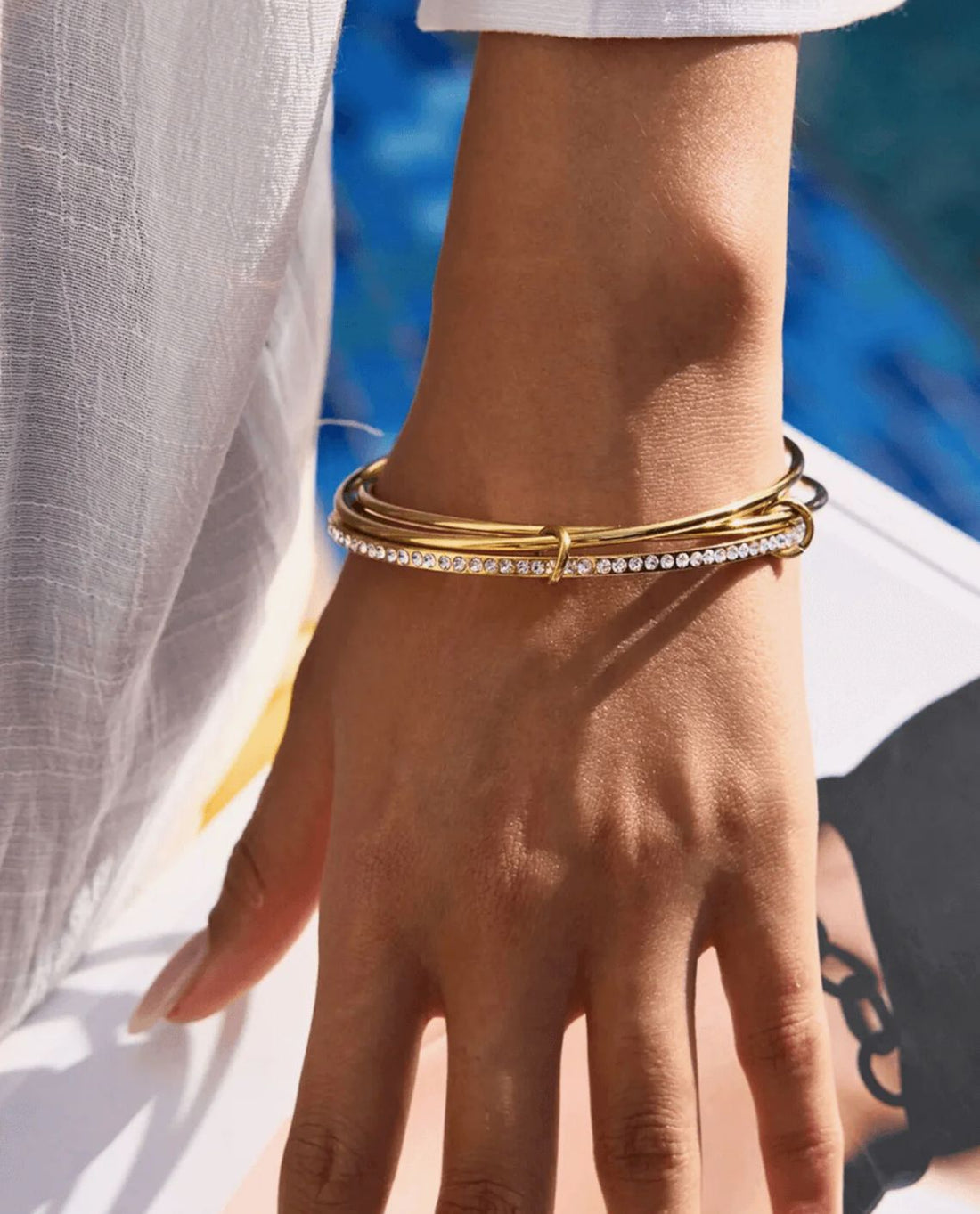 18K Gold Bangle Bracelet - Diamond Layering