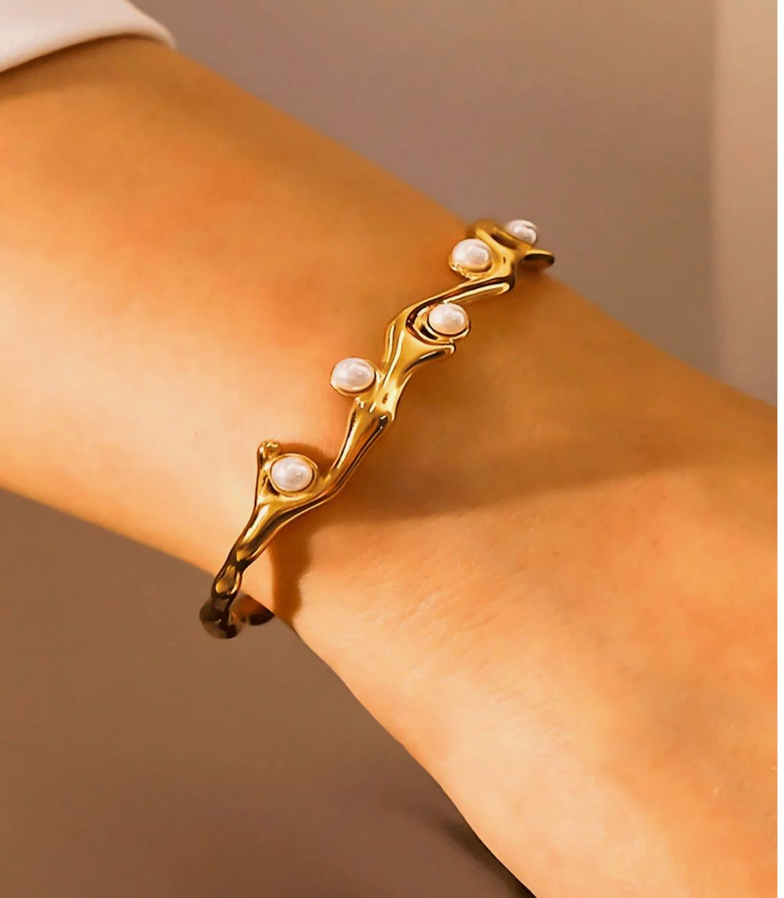 18K Pearl Cuff Bracelet